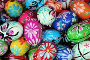 celebrate-easter-world-easter-egg